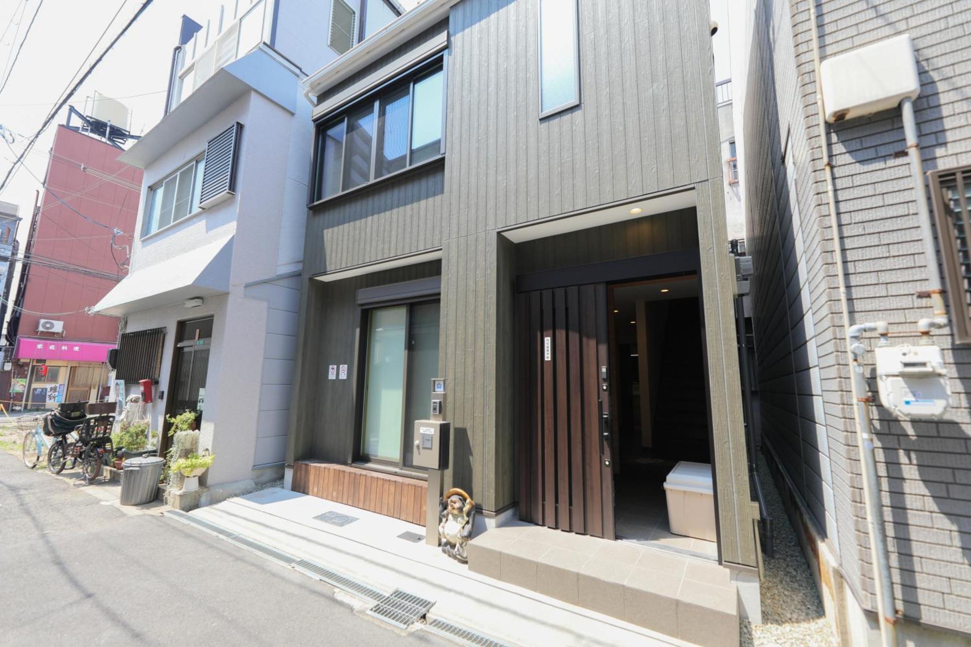 小田別荘 難波 Oda Villa Namba Осака Екстер'єр фото